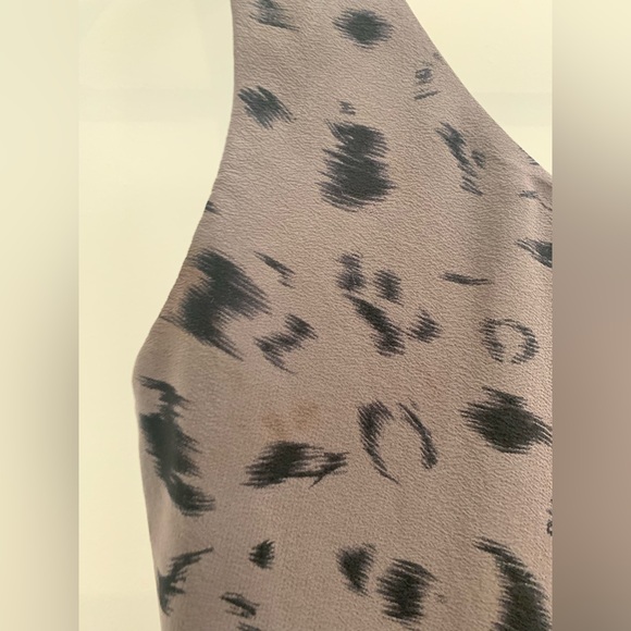 ARITZIA T Babaton 100% Silk ruffled tank top in XS - Picture 8 of 9